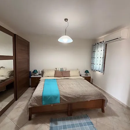 Cozy Aegean Escape 아파트 *